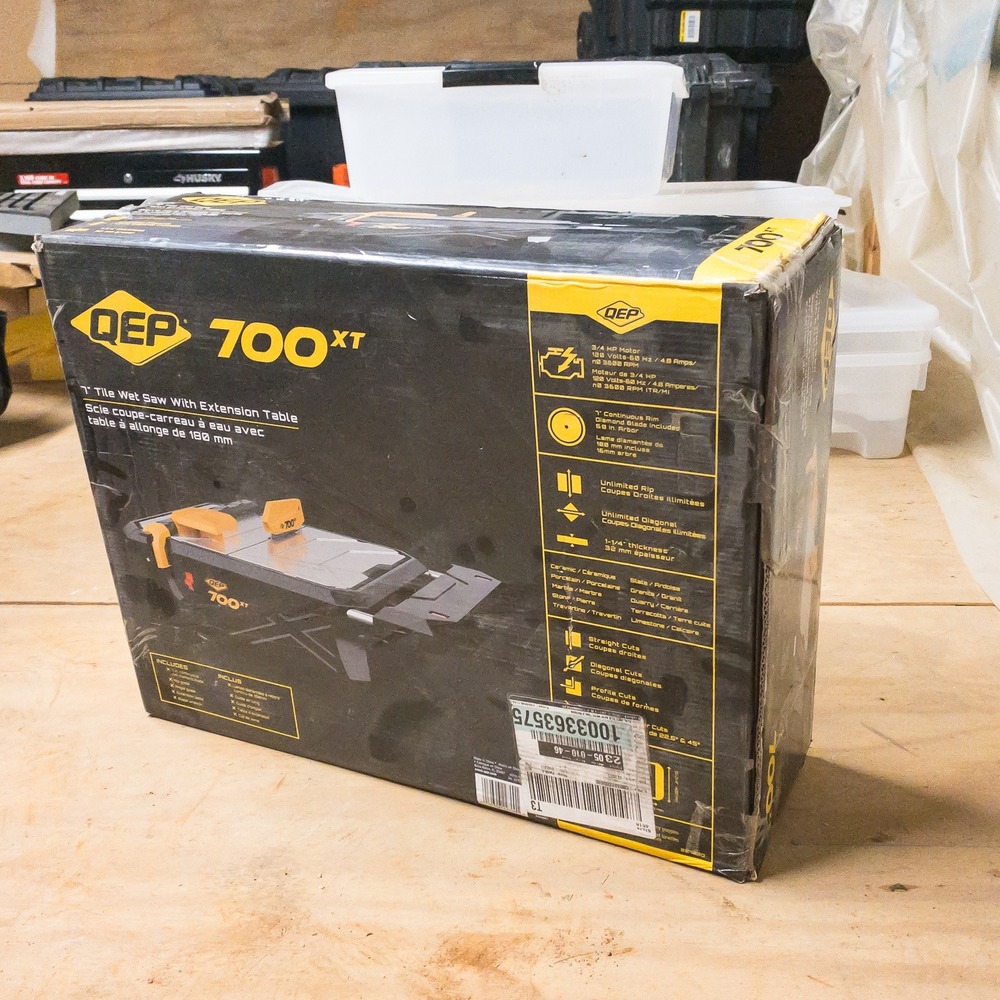 QEP 700XT Tile Wet Saw Unisex 7in Yellow Black Extension Table 3/4 HP Motor